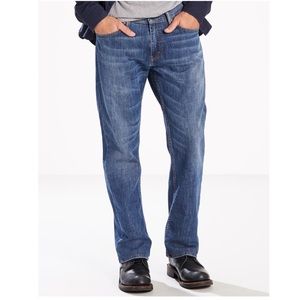 Mens Levis 559 54 X 30 relaxed fit jeans.